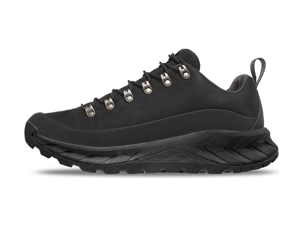 OEM/ODM black nubuck low-cut hiker with polished metal lace hooks, a rubber toe rand, heel pull loop and a sculpted black chevron-lug outsole, manufactured by DOING Footwear