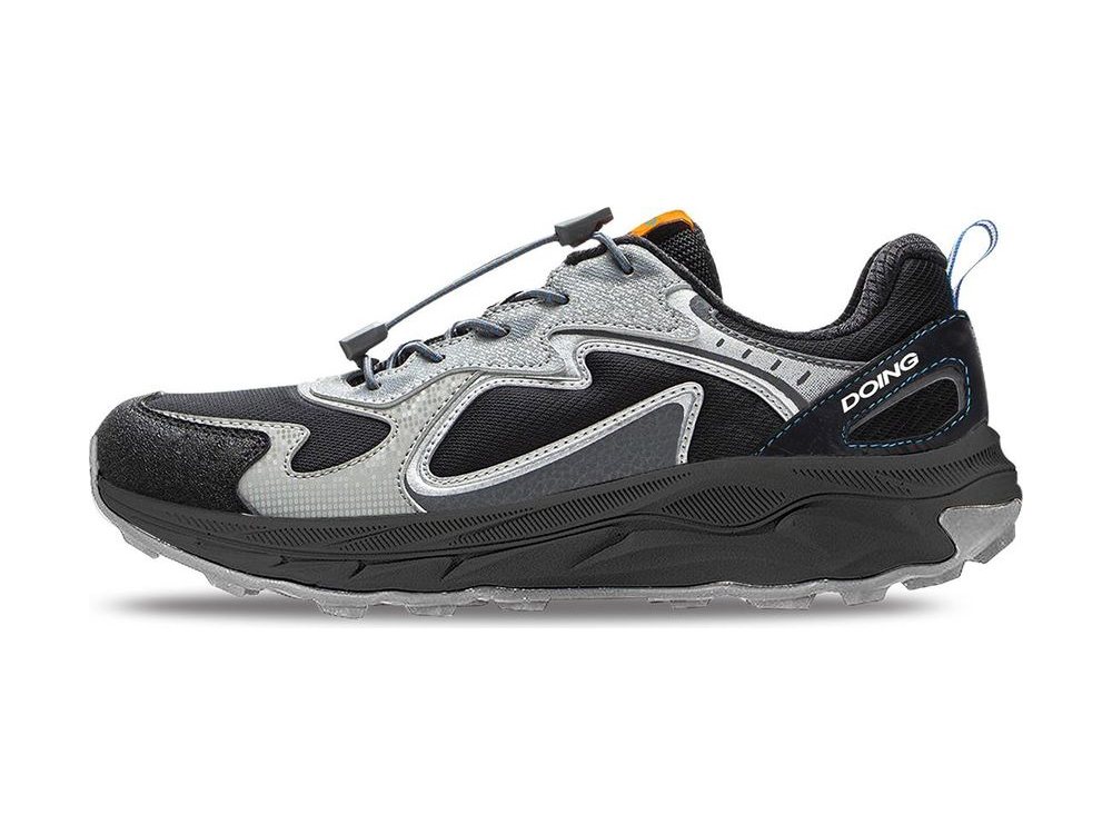 OEM/ODM black and silver trail shoe with reflective panels, a bungee toggle lacing system, blue heel pull loop and a layered black midsole over a translucent lug outsole, manufactured by DOING Footwear