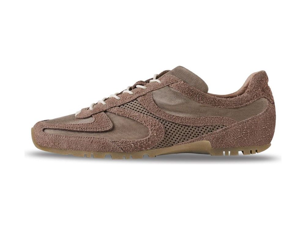 OEM/ODM dusty rose hairy-suede and mesh trainer with a large perforated side panel, tonal toe wrap and heel counter and a gum lug outsole, manufactured by DOING Footwear